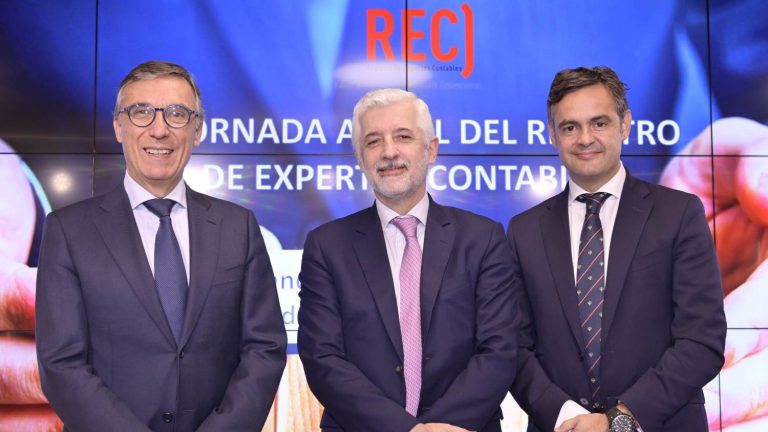 Redovisningsexperter ber regeringen att erkänna dem på samma sätt som europeiska yrkesverksamma