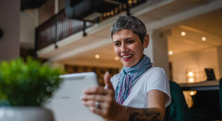 Majoriteten av irländska arbetare över 40 maj omskolar för att hålla jämna steg med tekniska förändringar