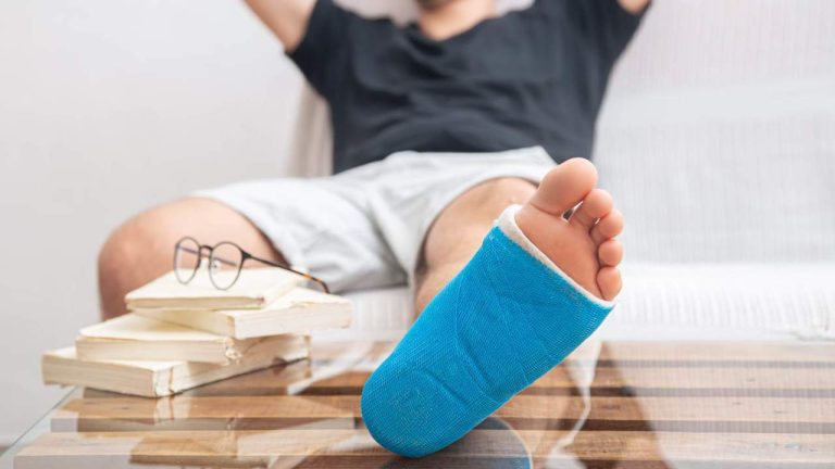 Krav som egenföretagare måste uppfylla för att få ut sina förmåner när de lider…