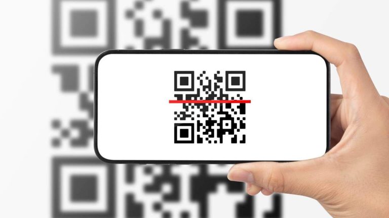 Så fungerar QR-koden som statskassan snart tvingar egenföretagarna att ha med på sina fakturor