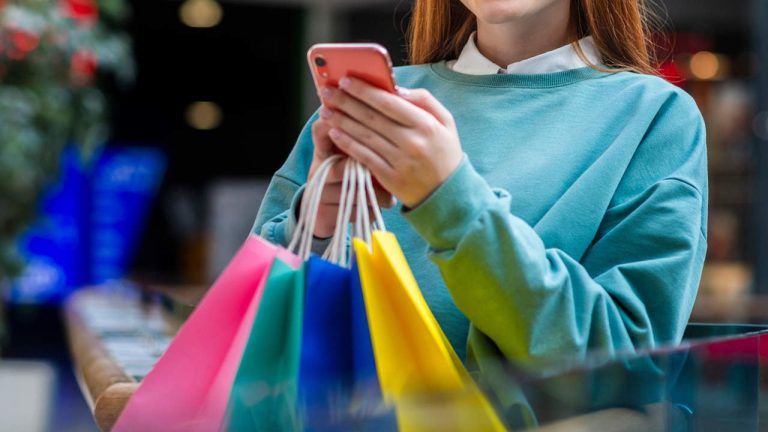 70 % av e-handelskonsumenterna använder sociala nätverk för att kommunicera…