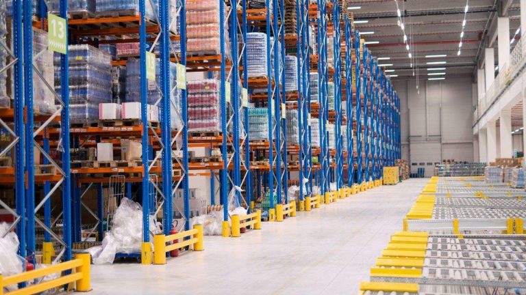 Egenföretagare inom industrisektorn kan fortfarande ansöka om stöd för att bli digital