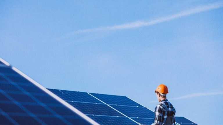 Andalusiska egenföretagare förbrukar budgeten för stöd på 4 500 euro i den gröna och digitala ekonomin