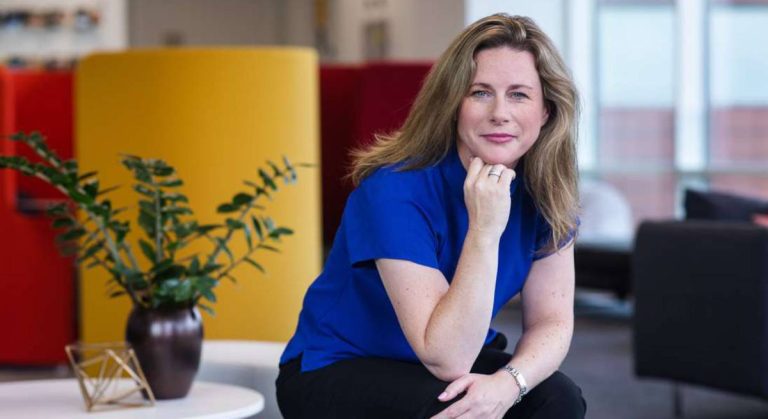 Vissa irländska arbetare ”hålls tillbaka” av underkvalificerade kollegor