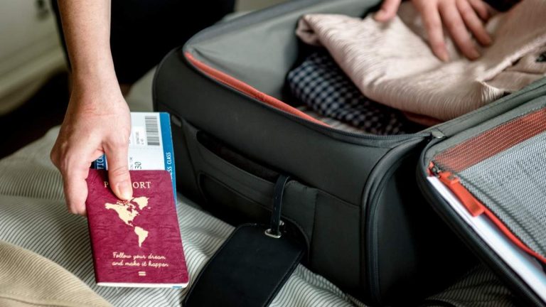 Utländska egenföretagare kan begära arbetsrötter för att behålla sina företag i Spanien
