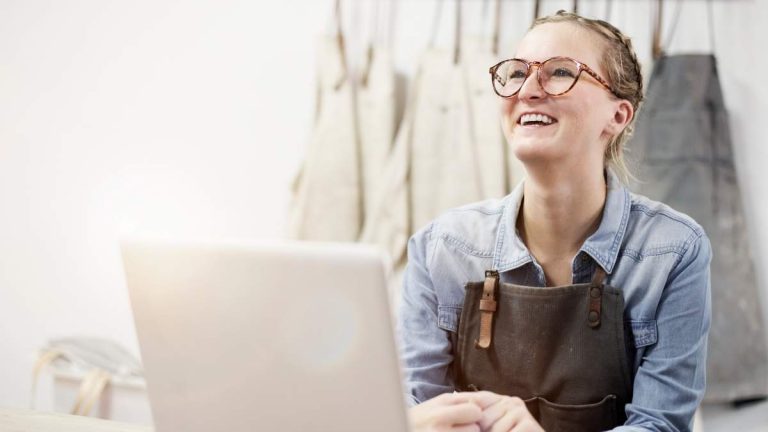 Gemenskapen Madrid erbjuder fortfarande flera stödlinjer för egenföretagare som anställer anställda