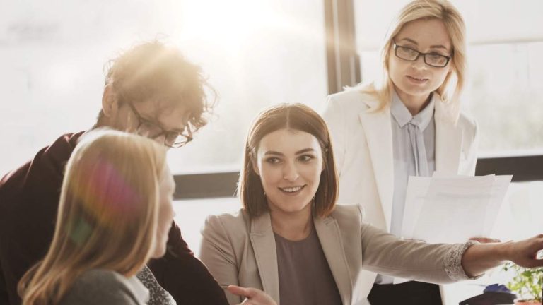 Andalusien kommer att ge upp till 6 000 euro till företag med fler än 10 anställda som gör jämställdhetsplaner