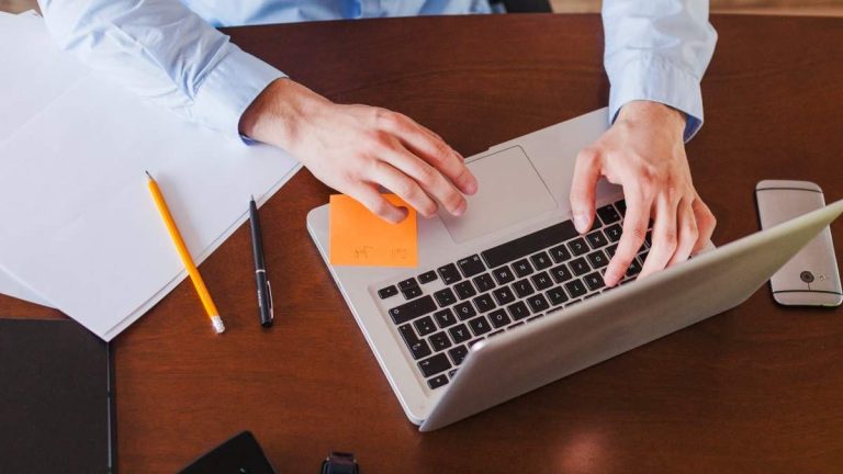 Hur mycket betalar statskassan till egenföretagare som har begärt att få tillbaka INKOMSTER 2024?