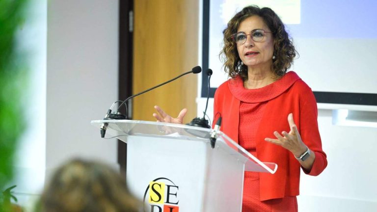 Finansdepartementet kommer att använda artificiell intelligens för att övervaka skatteefterlevnaden för egenföretagare