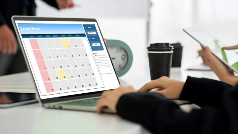 I sommar kommer egenföretagare att behöva uppfylla mer än tio skatter och skatteplikter