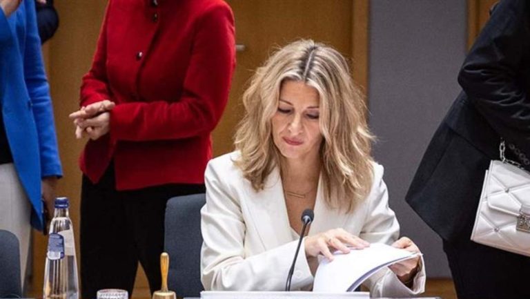 Labour vill utdöma böter på upp till 10 000 euro för egenföretagare som inte minskar arbetsdagen till 38,5 timmar