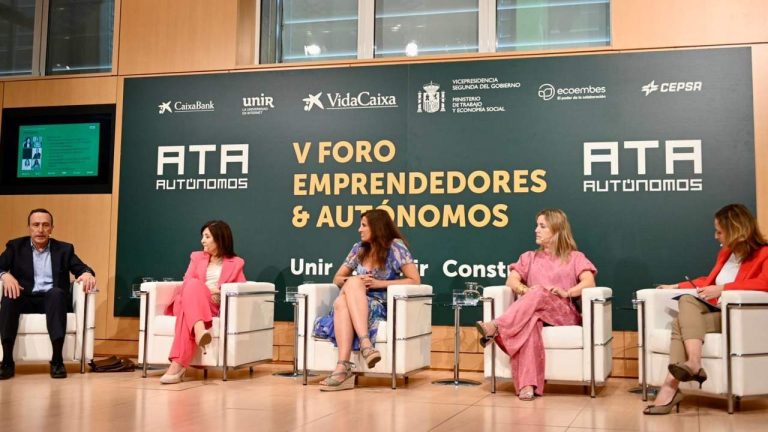 De fördömer ”skattediskriminering” av egenföretagare i sina förenklade pensionsplaner