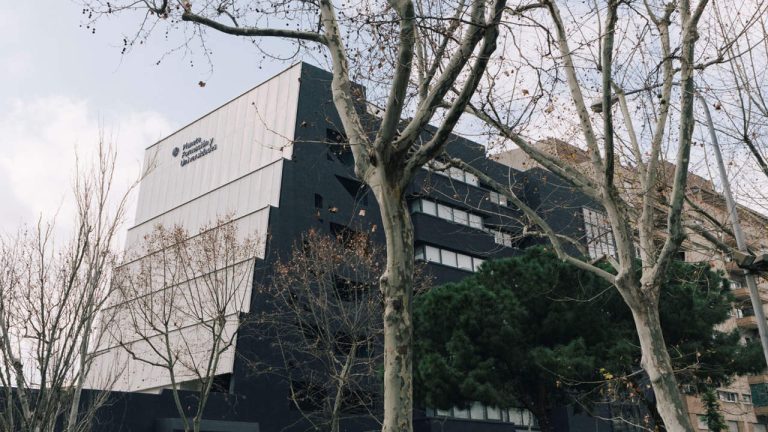 Så här kan frilansare få kontakt med sina kunder genom att skapa en berättelse om deras företag