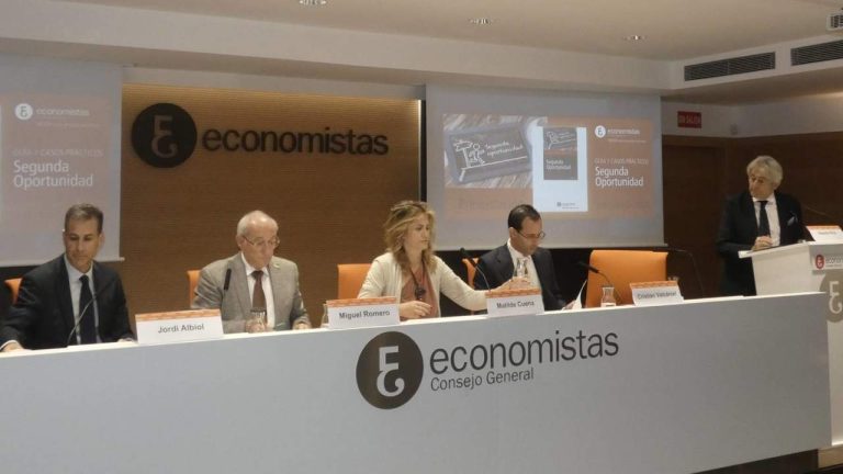 Andra chansen: Ekonomer skapar den definitiva guiden för kämpande småföretag