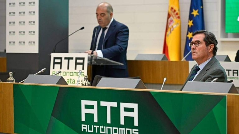 Avtal mellan CEOE och regeringen om att förbättra pensionen för egenföretagare som skjuter upp sin pension