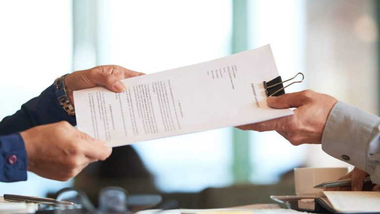 Egenföretagare kan nu ta del av de skatteuppgifter som Skatteverket känner till om deras verksamheter