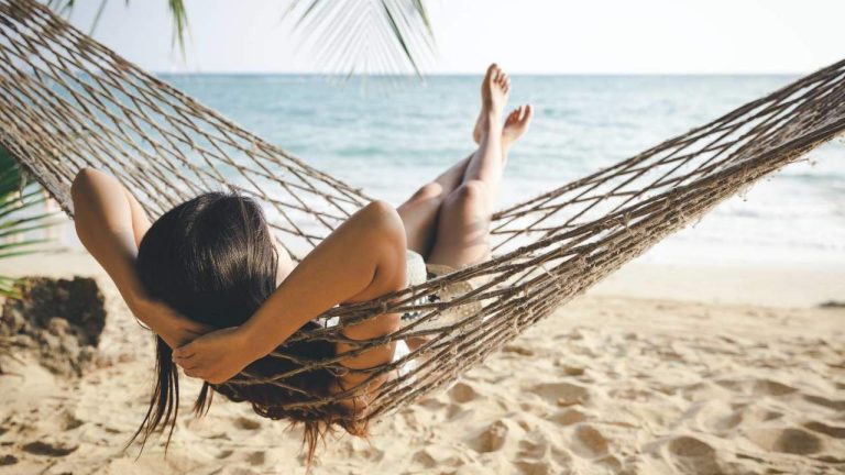 En studie i Katalonien säkerställer att företagens produktivitet växer efter de anställdas semester