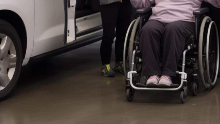 Företag kommer att ha tre månader på sig att omplacera anställda med permanent funktionsnedsättning