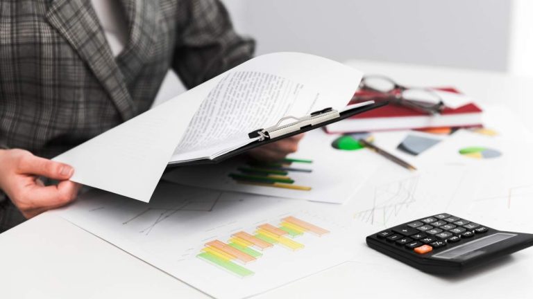 Hur länge håller momssänkningen på el som vissa egenföretagare har rätt till?