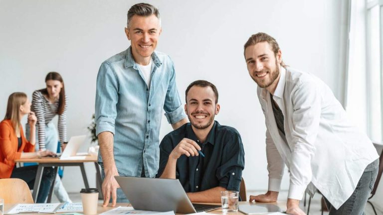 Så kommer de avgifter som egenföretagare betalar för sina anställda att öka 2025 på grund av MEI