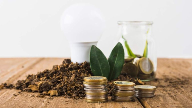 Alternativ för egenföretagare, entreprenörer och små och medelstora företag att minska sina elkostnader och spara på sin faktura