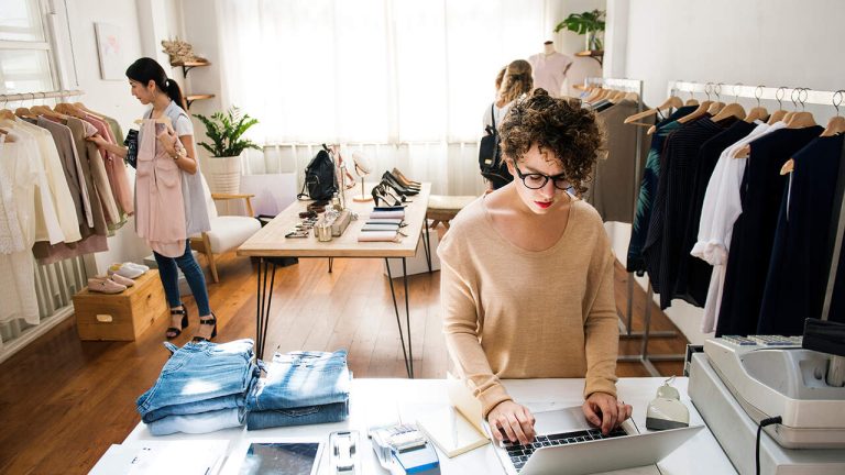 ENISA lanserar en rad lån på 78 miljoner euro för unga entreprenörer