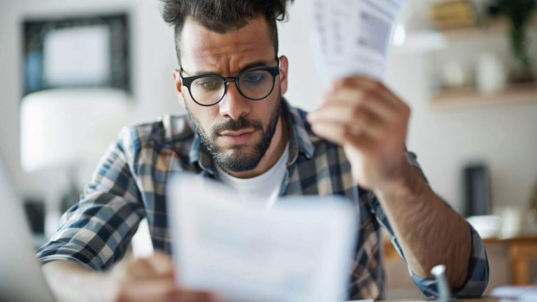 66 % av företagen säger att de har allt större svårigheter att betala sina fakturor i tid