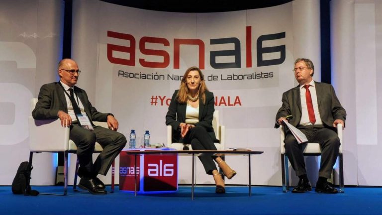 Arbetaraktivister varnar för vikten av att med stöd av arbetsgivarna godkänna arbetstidsförkortningen