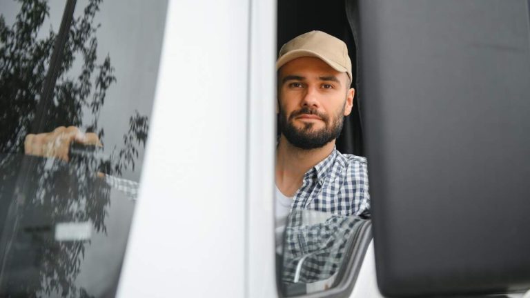 Egenföretagare från Extremadura kommer bara att betala hälften av ITV-avgifterna för sina fordon