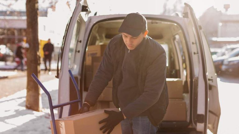 Yrkesinspektionen inleder en ny kampanj mot sektorer där man tror att det finns falska egenföretagare