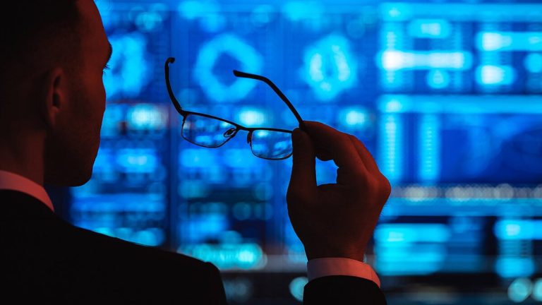 En ny byrå kommer att börja i maj för att bötfälla egenföretagare som missbrukar artificiell intelligens