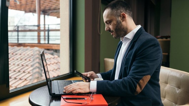 Aktivitetsavbrott: Således uppnådde lite självföretag som laddar denna svåra fördel