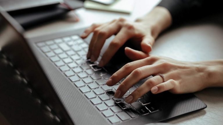 Detta är Arbetsinspektionens kampanj för att samla in e-postmeddelanden från alla juridiska personer