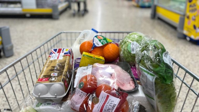 Gastronomirelaterade företag genererar en tredjedel av BNP och sysselsätter 11 miljoner människor