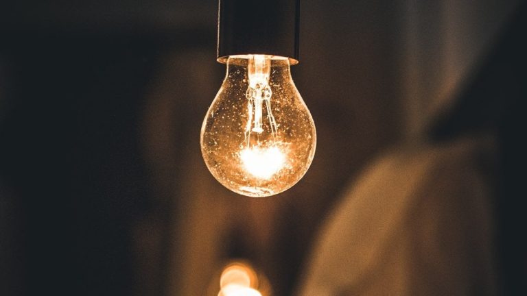 Självarbetslösa får brev som varnar hur mycket kvittot kostar dem efter momsökningen