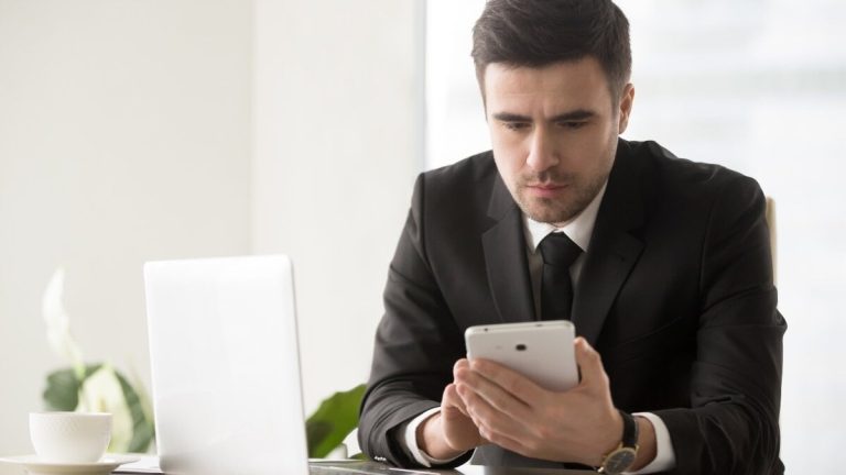 Hur kommer att betala 890 000 autonoma de kvoter som socialförsäkring hävdar för reglering