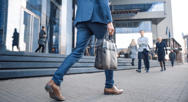 Stiger ”skymt hybrid” arbetsmodeller trots RTO -mandat?