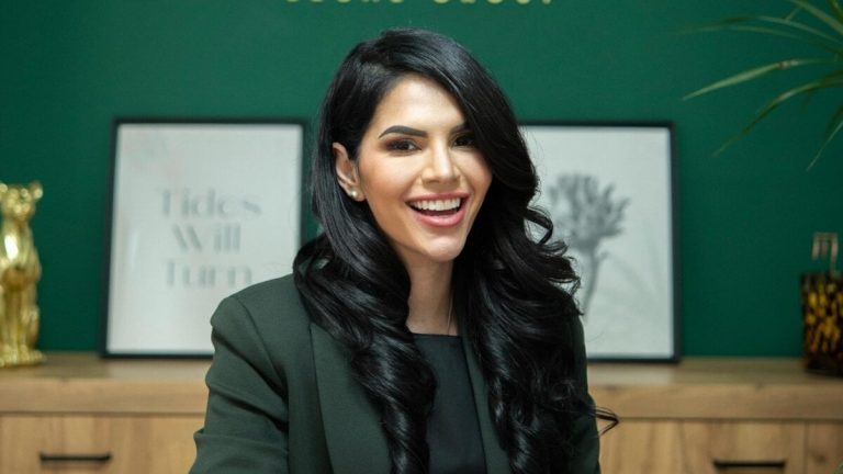 En advokat lyckas exone 80 miljoner i skulder av frilansare för den andra chansen