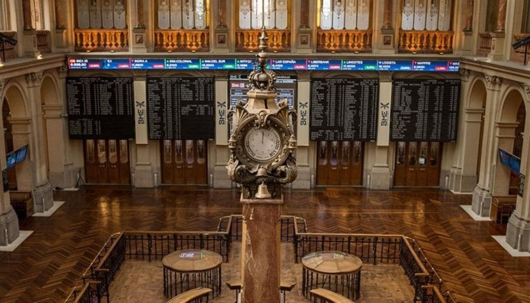 Fem miljoner investerare har nya krav för att härleda lagerförluster