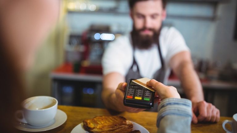 Hacienda varnar för att du kommer att fokusera på den självarbetslösa TPV: till och med planer Embargoes