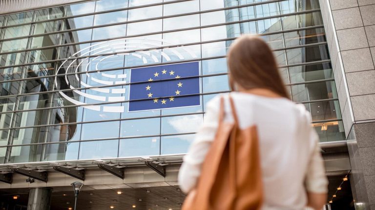 Spanska självförvaltade tilldelade 193 dagar av sitt arbete varje år bara för att betala skatter