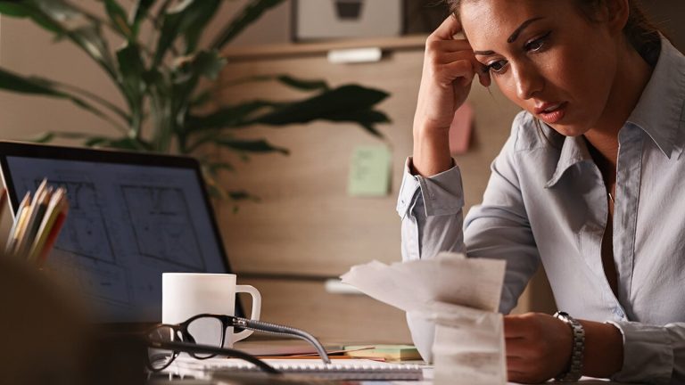 Krav så att de egenföretagare kan dra av leveranser för skatteändamål om de arbetar hemifrån