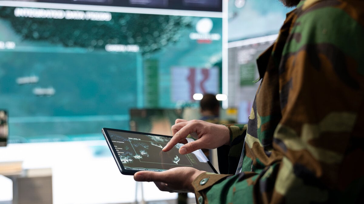 85% av den spanska försvarsindustrin beror på små och medelstora företag som hoppas kunna delta i de nya militära utgifterna