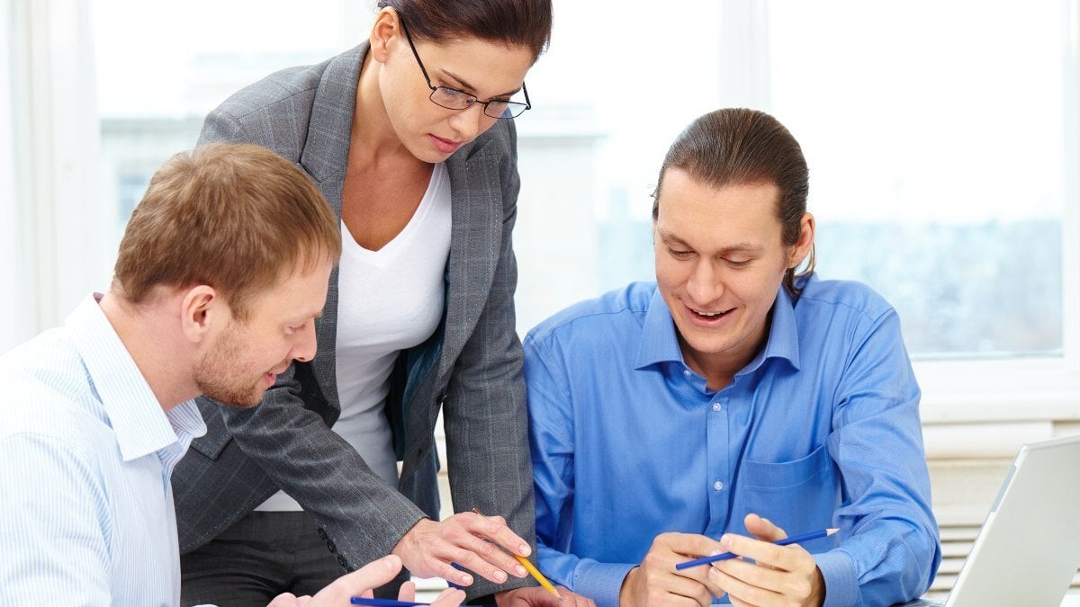 Alla europeiska hjälpmedel för frilansare som förblir öppna i april och ringer fram till juli