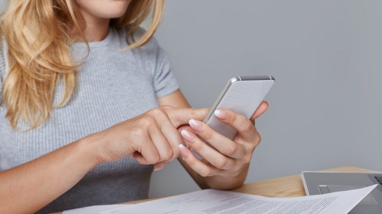 Vilket självföretag kan göra sina inkomster via telefon eller ansikte -to -face denna 2025 och från när?