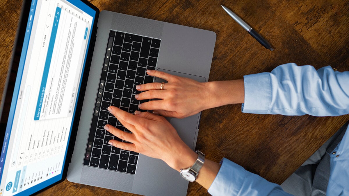 Ett spanskt verktyg sparar företag på whatsapp och gmail tack vare AI