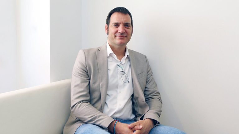 ”I I Need Professionals with Criteria, No ’Selling’ Digital”
