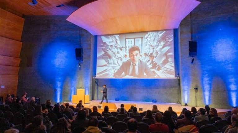 Valencia är värd i juni evenemanget som informerar självföretagare om sina faktureringsförpliktelser