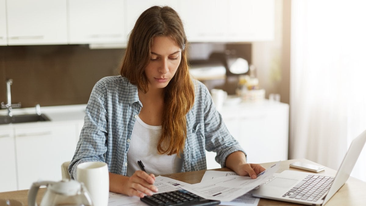 Hyra, moms och andra nyckelmodeller för frilansare