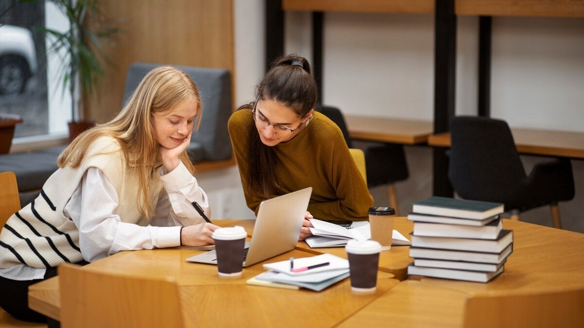 Díaz återvänder för att attackera med lagen som kommer att tvinga självförvaltningen att betala mer om de anställer en kollega